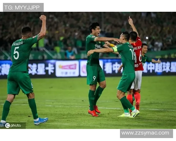 2015年广州恒大与北京国安精彩对决比赛录像回顾与分析