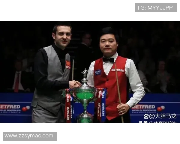 丁俊晖与霍金斯激战世界斯诺克锦标赛14决赛争夺晋级名额